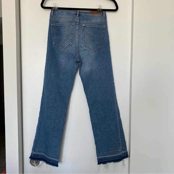 H&M Mid Rise Ankle Length Boot Cut Jeans - Picture 2 of 3